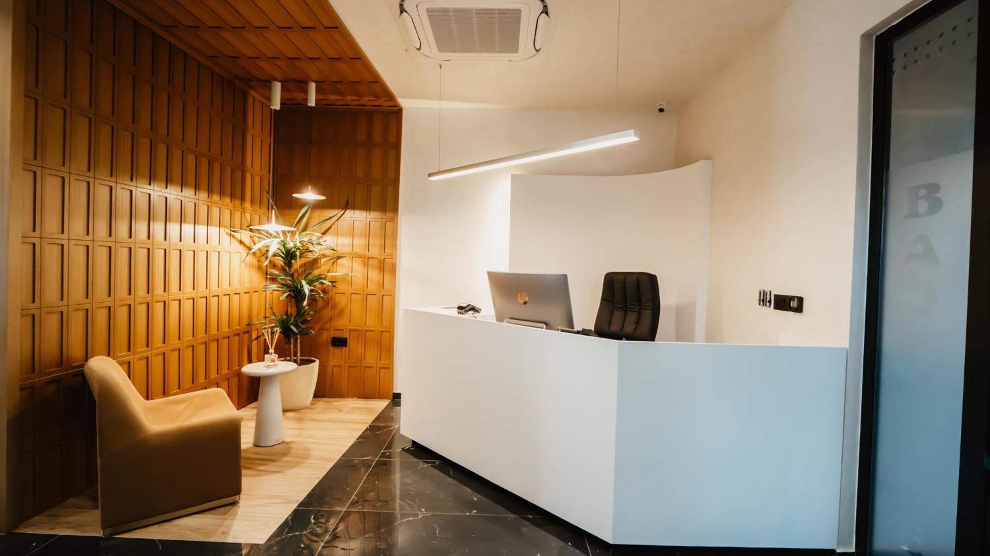 Baz'Hur Boutique Hotel Kukes Екстер'єр фото