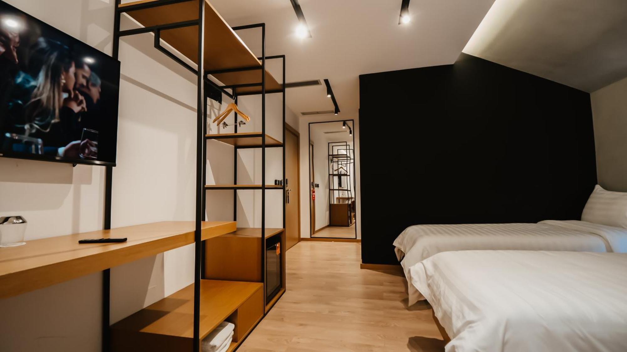 Baz'Hur Boutique Hotel Kukes Екстер'єр фото